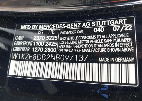 2022 Mercedes-Benz E 350 z USA, uszkodzony, nr VIN W1KZF8DB2NB097137